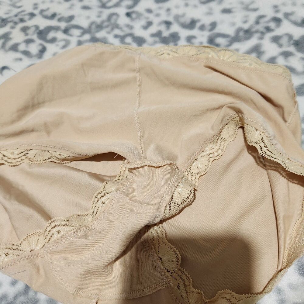 Maidenform Pantie Size Large Beige And SO Bra Gray 2pcs!!   New - Picture 6 of 14